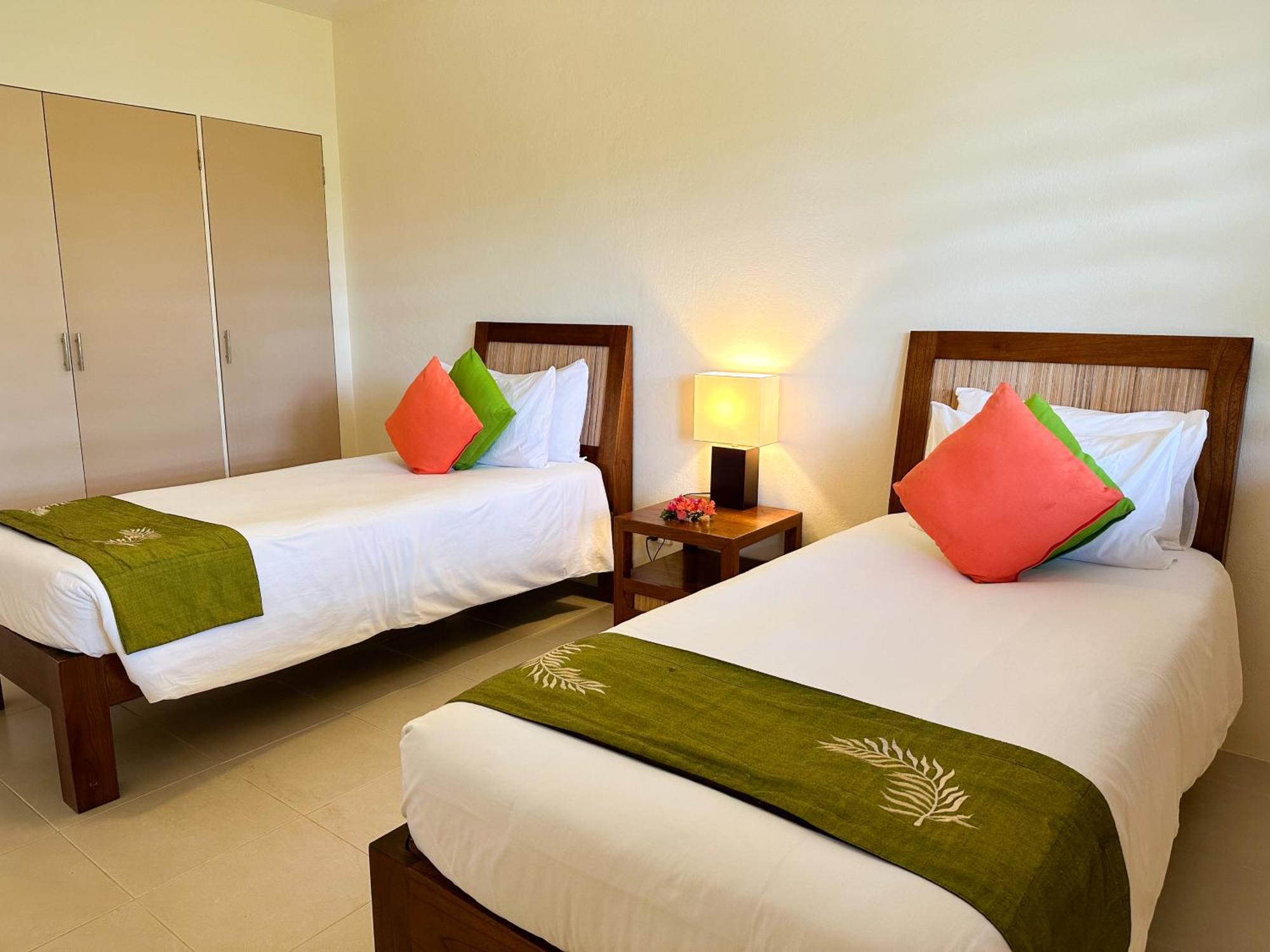 Nasama Resort Port Vila Buitenkant foto