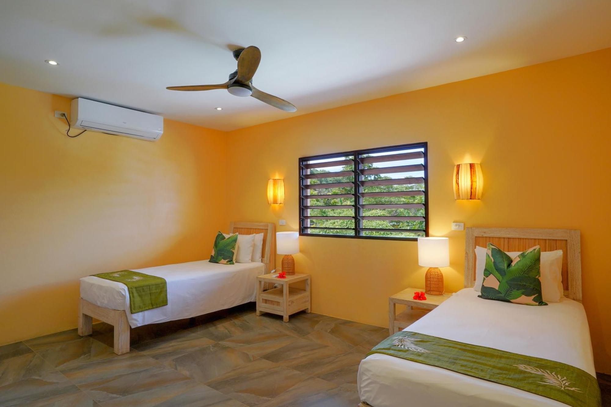 Nasama Resort Port Vila Buitenkant foto
